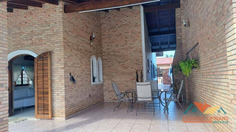 Imagem Casa com 5 Quartos à Venda, 280 m² em Lagoinha - Ubatuba