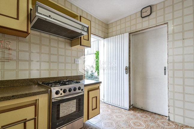 Imagem Sobrado com 3 Quartos à Venda, 242 m² em Moema - São Paulo Imagem Sobrado com 3 Quartos à Venda, 242 m² em Moema - São Paulo