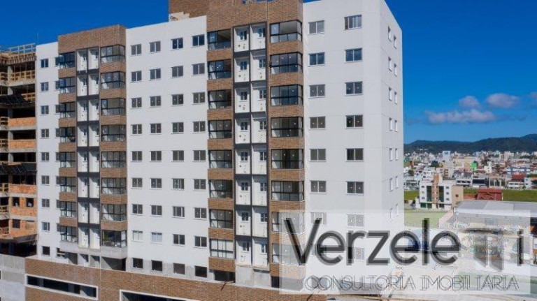 Apartamento com 3 Quartos à Venda, 179 m² em Estados - Balneário Camboriú