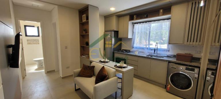 Imagem Imóvel com 1 Quarto à Venda, 28 m² em Cajuru - Curitiba Imagem Imóvel com 1 Quarto à Venda, 28 m² em Cajuru - Curitiba