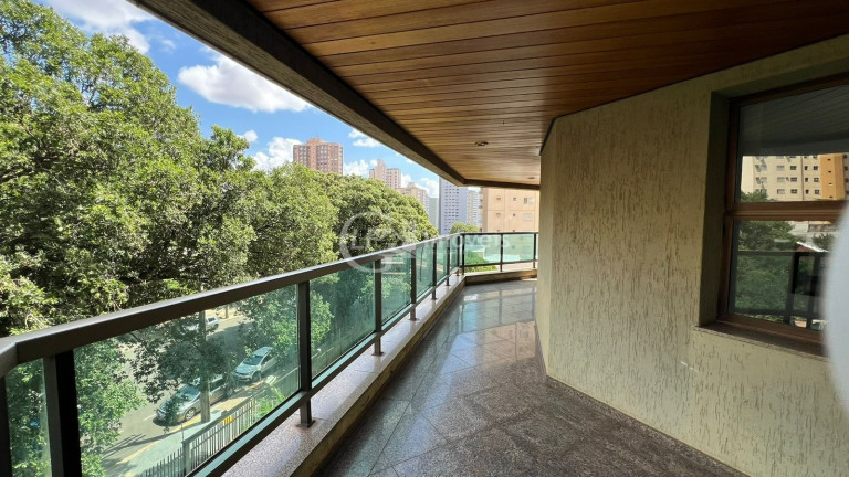 Imagem Imóvel com 5 Quartos à Venda, 591 m² em Centro - Campo Grande Imagem Imóvel com 5 Quartos à Venda, 591 m² em Centro - Campo Grande