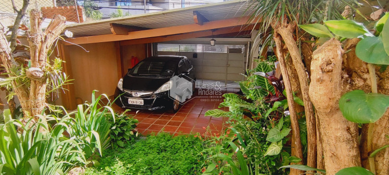 Sobrado com 3 Quartos à Venda, 250 m² em Brooklin Paulista - São Paulo