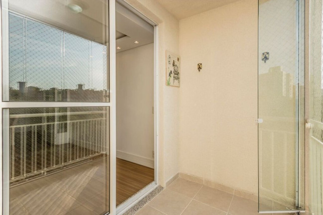 Imagem Imóvel com 3 Quartos à Venda, 76 m² em Jardim Carvalho - Porto Alegre Imagem Imóvel com 3 Quartos à Venda, 76 m² em Jardim Carvalho - Porto Alegre