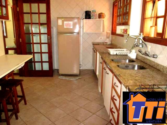 Imagem Casa com 3 Quartos à Venda, 1.000 m² em Praia Grande - Ubatuba Imagem Casa com 3 Quartos à Venda, 1.000 m² em Praia Grande - Ubatuba