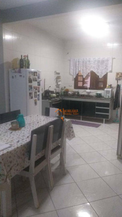 Imagem Sobrado com 2 Quartos à Venda, 146 m² em Jardim Guaracy - Guarulhos Imagem Sobrado com 2 Quartos à Venda, 146 m² em Jardim Guaracy - Guarulhos