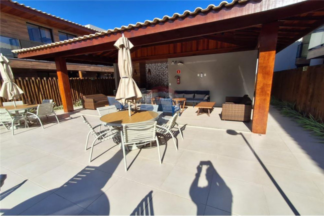 Imagem Apartamento com 2 Quartos à Venda, 66 m² em Itacimirim - Camaçari