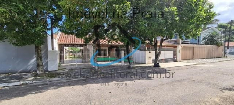 Imagem Casa com 5 Quartos à Venda,  em Sumaré - Caraguatatuba