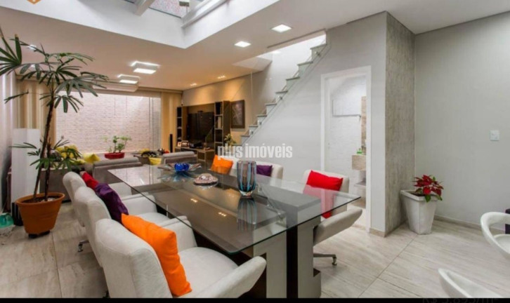 Imagem Casa com 2 Quartos à Venda, 220 m² em Ipiranga - São Paulo Imagem Casa com 2 Quartos à Venda, 220 m² em Ipiranga - São Paulo