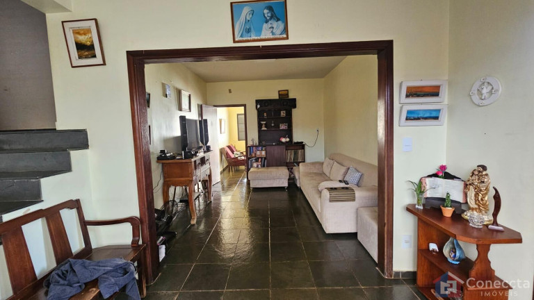Imagem Casa com 4 Quartos à Venda, 255 m² em São Francisco - Patos De Minas