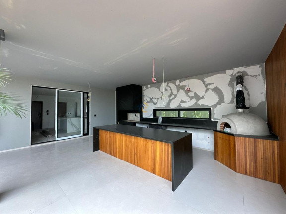 Imagem Casa de Condomínio com 5 Quartos à Venda, em Barra Da Tijuca - Rio De Janeiro Imagem Casa de Condomínio com 5 Quartos à Venda, em Barra Da Tijuca - Rio De Janeiro