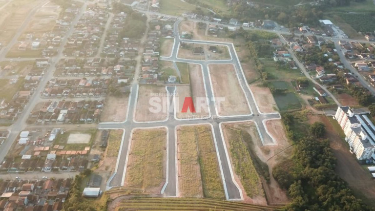 Terreno à Venda, 303 m² em Jaraguá 99 - Jaraguá Do Sul