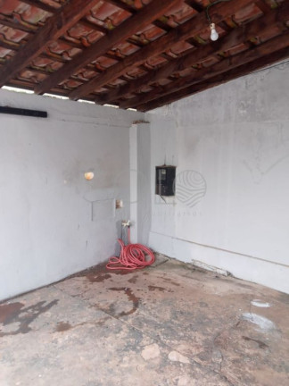 Imagem Casa com 2 Quartos à Venda, 160 m² em Conjunto Habitacional Victório De Santi - Araraquara Imagem Casa com 2 Quartos à Venda, 160 m² em Conjunto Habitacional Victório De Santi - Araraquara