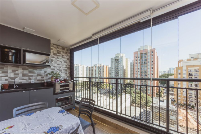 Imóvel com 2 Quartos à Venda,  em Cambuci - São Paulo