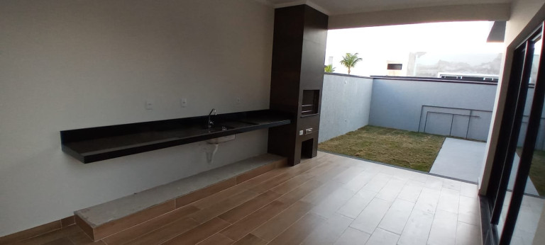 Imagem Casa com 3 Quartos à Venda, 184 m² em Quiririm - Taubaté Imagem Casa com 3 Quartos à Venda, 184 m² em Quiririm - Taubaté