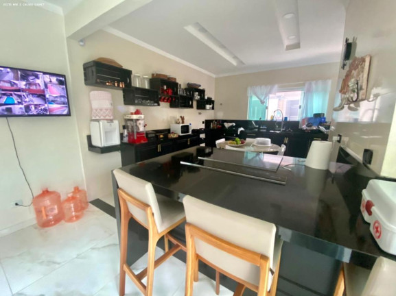 Imagem Casa com 4 Quartos à Venda, 351 m² em Balneario Florida - Praia Grande Imagem Casa com 4 Quartos à Venda, 351 m² em Balneario Florida - Praia Grande