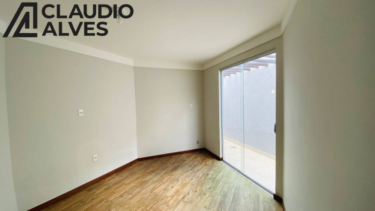 Imagem Casa com 3 Quartos à Venda, 150 m² em Cidade Nova - Feira De Santana Imagem Casa com 3 Quartos à Venda, 150 m² em Cidade Nova - Feira De Santana