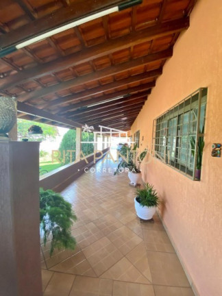 Imagem Imóvel com 3 Quartos à Venda, 2.800 m² em Franca - Franca Imagem Imóvel com 3 Quartos à Venda, 2.800 m² em Franca - Franca
