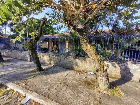 Imagem Casa com 4 Quartos à Venda, em Centro - Rio Das Ostras Imagem Casa com 4 Quartos à Venda, em Centro - Rio Das Ostras