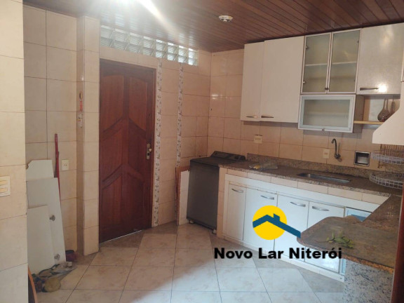 Imagem Casa com 4 Quartos à Venda, 275 m² em Santa Rosa - Niterói