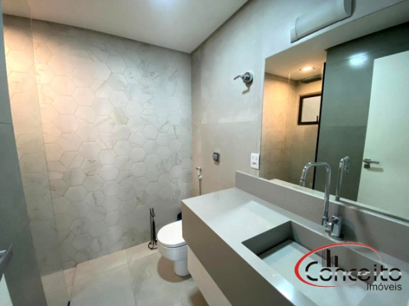 Imagem Apartamento com 2 Quartos à Venda, 170 m² em Praia Grande - Ubatuba Imagem Apartamento com 2 Quartos à Venda, 170 m² em Praia Grande - Ubatuba