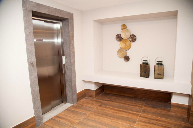 Imagem Apartamento com 3 Quartos à Venda, 100 m² em Cristal - Porto Alegre Imagem Apartamento com 3 Quartos à Venda, 100 m² em Cristal - Porto Alegre