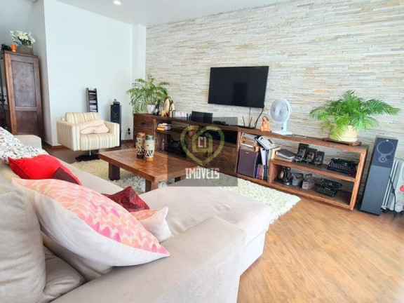 Imagem Sobrado com 3 Quartos à Venda, 490 m² em Sumaré - São Paulo Imagem Sobrado com 3 Quartos à Venda, 490 m² em Sumaré - São Paulo