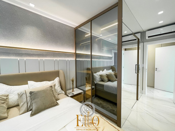 Imagem Apartamento com 4 Quartos à Venda, 201 m² em Meia Praia - Itapema Imagem Apartamento com 4 Quartos à Venda, 201 m² em Meia Praia - Itapema