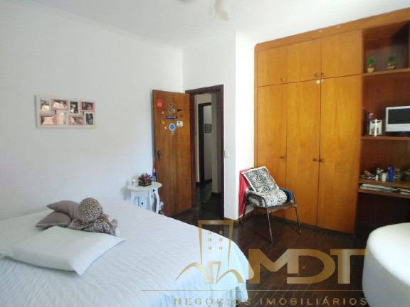 Imagem Casa com 5 Quartos à Venda, 300 m² em Planalto - Belo Horizonte