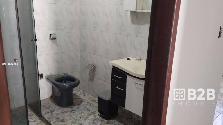 Imagem Casa com 3 Quartos à Venda, 208 m² em Centro - Bauru Imagem Casa com 3 Quartos à Venda, 208 m² em Centro - Bauru