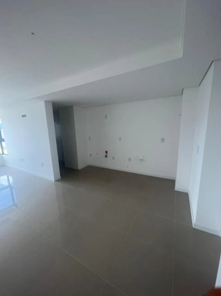 Imagem Apartamento com 2 Quartos à Venda, 68 m² em Centro - Balneário Camboriú