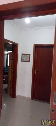 Imagem Casa com 3 Quartos à Venda, em Jd. California - Jacareí Imagem Casa com 3 Quartos à Venda, em Jd. California - Jacareí