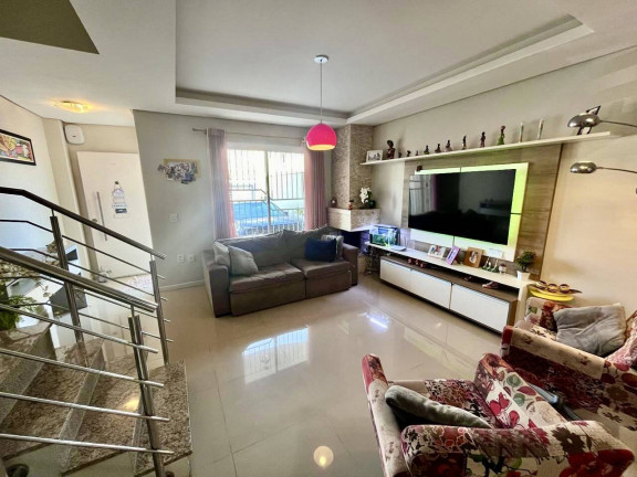 Imagem Sobrado com 3 Quartos à Venda, 147 m² em Igara - Canoas