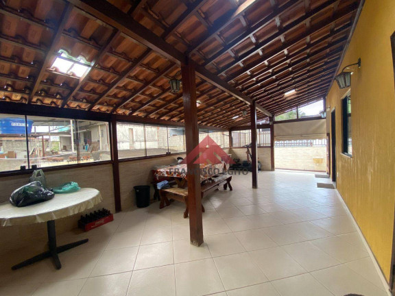 Imagem Casa com 5 Quartos à Venda, 371 m² em Patronato - São Gonçalo