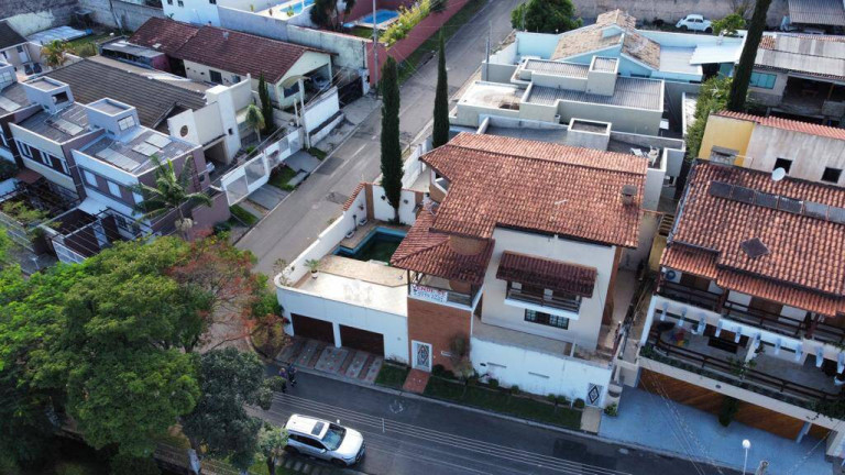 Imagem Casa com 3 Quartos à Venda, 220 m² em Jardim Das Flores - Atibaia