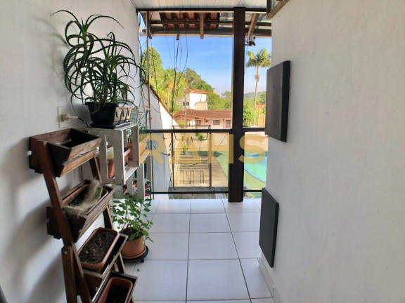 Imagem Casa com 2 Quartos à Venda, 221 m² em Itaum - Joinville Imagem Casa com 2 Quartos à Venda, 221 m² em Itaum - Joinville