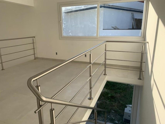 Imagem Casa com 2 Quartos à Venda, 192 m² em Cachoeira Do Bom Jesus - Florianópolis