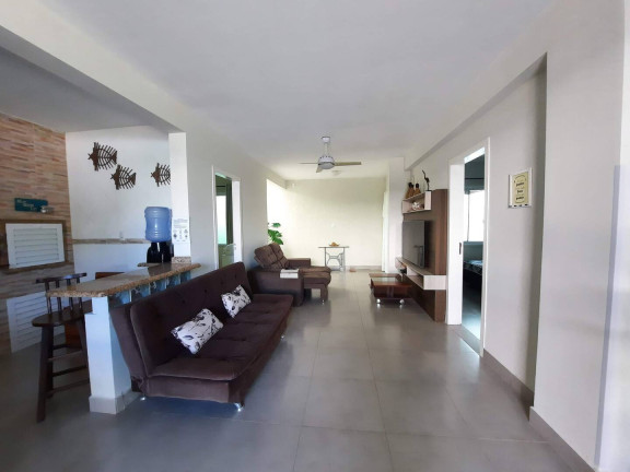 Imagem Casa com 3 Quartos para Temporada, em Bombas - Bombinhas Imagem Casa com 3 Quartos para Temporada, em Bombas - Bombinhas