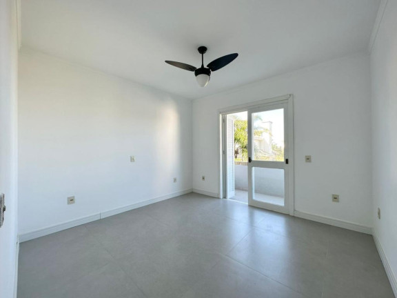Imagem Sobrado com 5 Quartos à Venda, 290 m² em Atlântida - Xangri-la