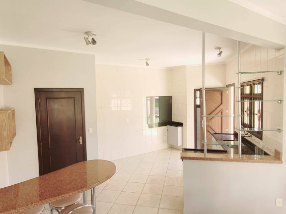 Imagem Sobrado com 3 Quartos à Venda, 234 m² em Marechal Rondon - Canoas