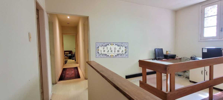 Imagem Imóvel com 14 Quartos à Venda, 606 m² em Humaitá - Rio De Janeiro Imagem Imóvel com 14 Quartos à Venda, 606 m² em Humaitá - Rio De Janeiro