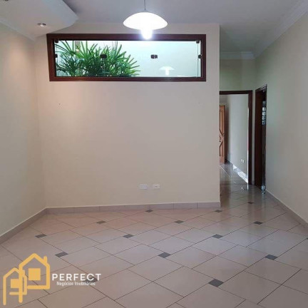 Imagem Casa com 4 Quartos para Alugar, 200 m² em Independência - Taubaté