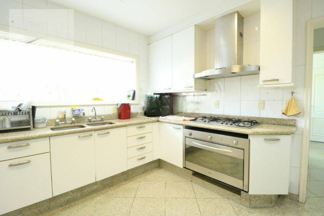 Imagem Casa com 8 Quartos à Venda, 1 m² em Jardim Virginia Bianca - São Paulo Imagem Casa com 8 Quartos à Venda, 1 m² em Jardim Virginia Bianca - São Paulo