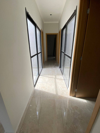 Imagem Casa com 3 Quartos à Venda, 159 m² em Jardins - Bragança Paulista Imagem Casa com 3 Quartos à Venda, 159 m² em Jardins - Bragança Paulista