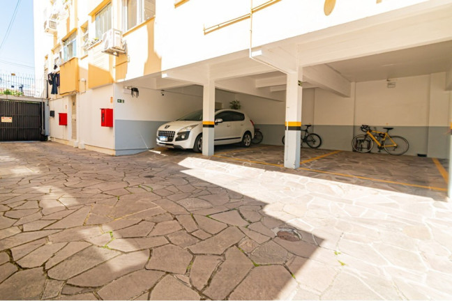 Imagem Apartamento com 1 Quarto à Venda, 42 m² em Menino Deus - Porto Alegre