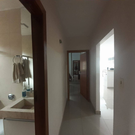 Imagem Casa com 3 Quartos à Venda, 300 m² em Setor Garavelo - Aparecida De Goiânia