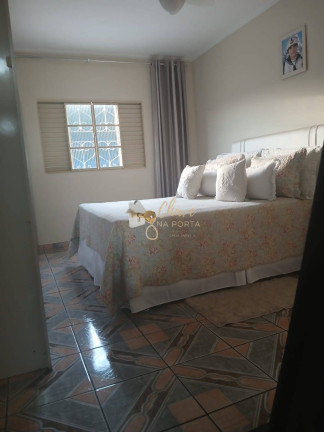 Imagem Casa com 2 Quartos à Venda, 180 m² em Cidade Intercap - Taboão Da Serra Imagem Casa com 2 Quartos à Venda, 180 m² em Cidade Intercap - Taboão Da Serra