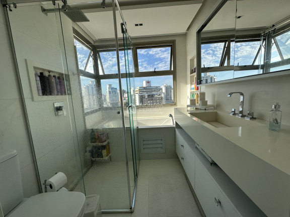 Imagem Apartamento com 3 Quartos à Venda, 131 m² em Estreito - Florianópolis Imagem Apartamento com 3 Quartos à Venda, 131 m² em Estreito - Florianópolis