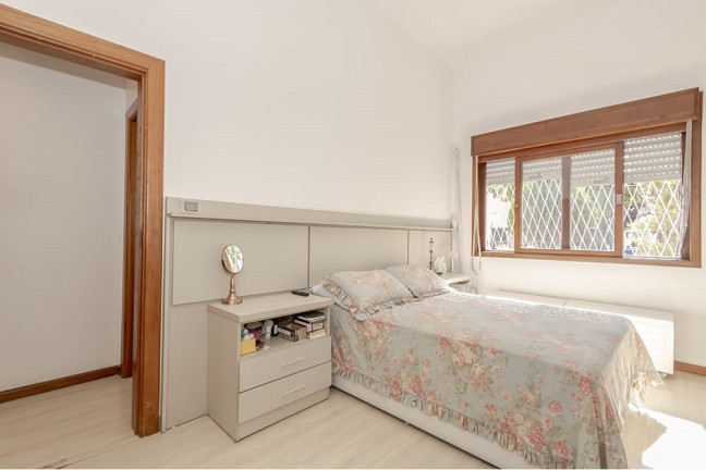 Imagem Apartamento com 2 Quartos à Venda, 72 m² em Passo Da Areia - Porto Alegre Imagem Apartamento com 2 Quartos à Venda, 72 m² em Passo Da Areia - Porto Alegre