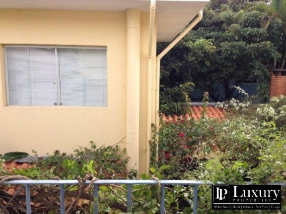 Imagem Casa com 4 Quartos à Venda, em Vila Madalena - São Paulo Imagem Casa com 4 Quartos à Venda, em Vila Madalena - São Paulo