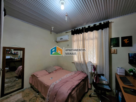 Imagem Casa com 4 Quartos à Venda, 450 m² em Planalto - Manaus